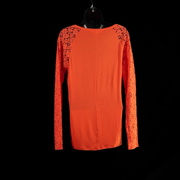 Victoria's Secret Women's Lace Sleeve Henley Scoop Neck Size Medium - Picture 3 of 10